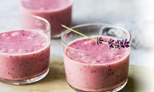 smoothie cu lavanda jpg