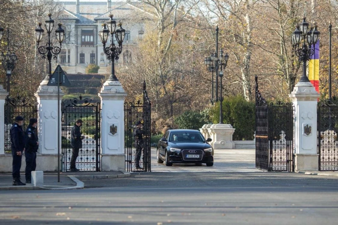 Regulile stricte de la catafalcul lui Ion Iliescu, anunțate de Guvern / Sursa foto: G4media