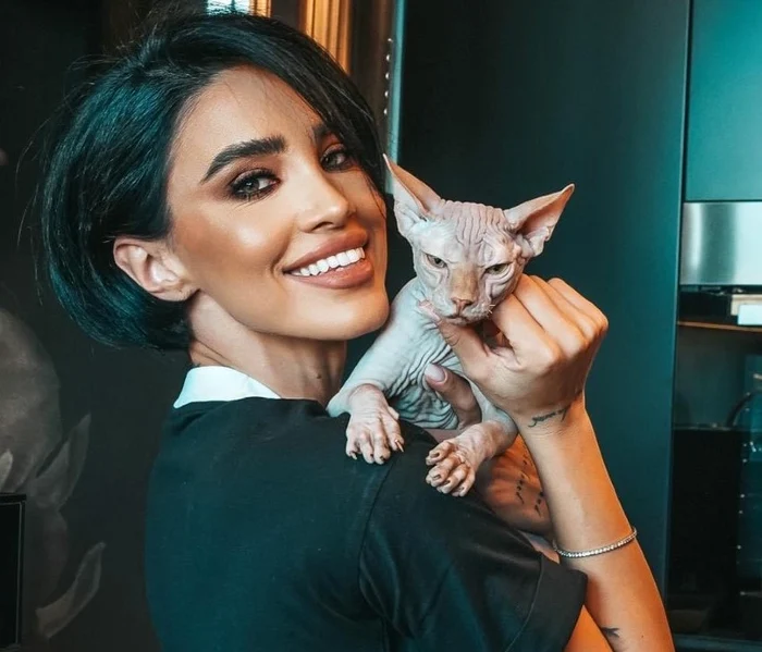 
    Adelina Pestrițu ne-a prezentat noul ei companionfoto: Instagram  