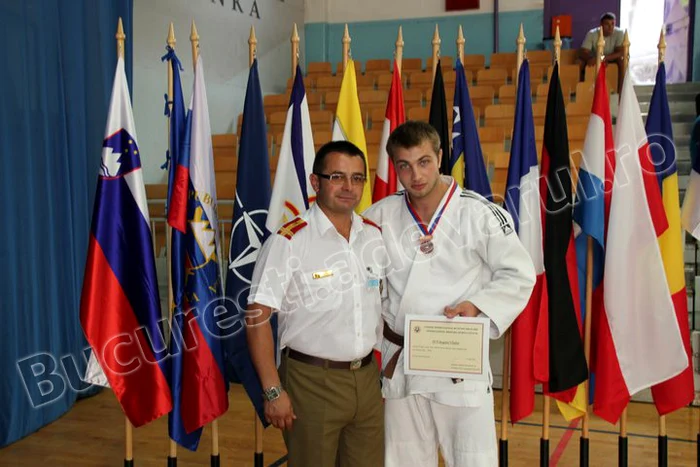 Fiul poliţistului ucigaş este vicepreşedinte la TNL şi este pasionat de judo