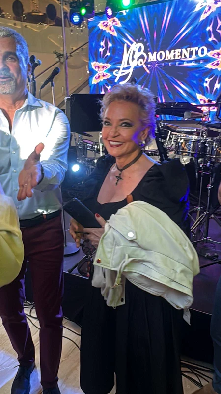 Mihaela Tatu a fost în cârje, acum 20 de ani, la nunta lui Aurelian Temișan cu Monica Davidescu