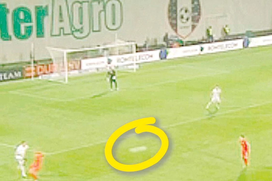 Găman  degajează  spre centru (Capturi: digisport)