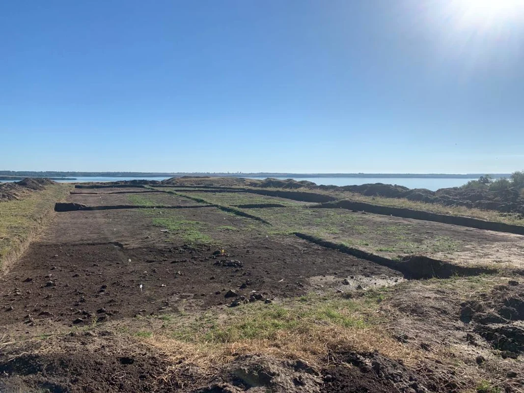 Cercetările arheologice din anul 2023 în situl eneolitic de la Sultana (foto: Facebook / Muzeul Municipiului București)