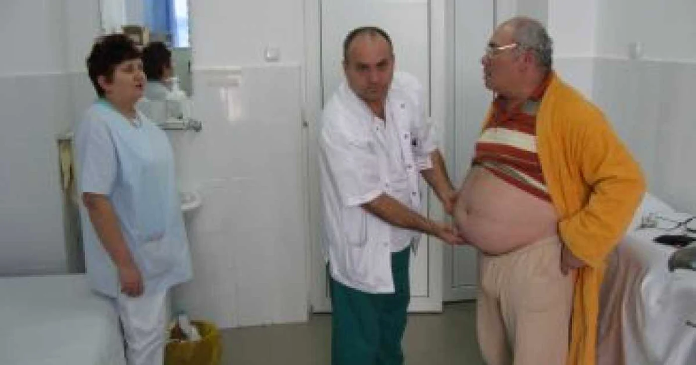 Medicul Silviu Manta este specialist în chirurgie plastică