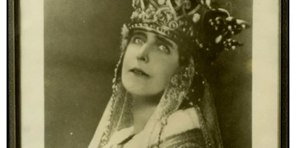 Regina Maria după întâlnirea cu indienii Sioux