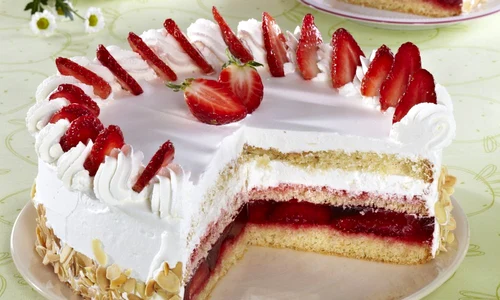 Whipped Cream Cake with Strawberries jpeg
