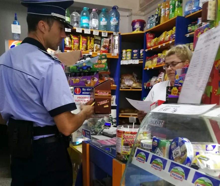 Poliţia a efectuat controale în magazinele alimentare FOTO Adevărul