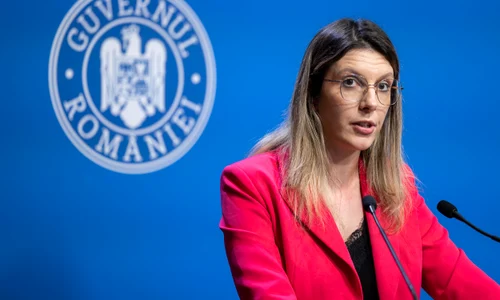 Diana Buzoianu, ministrul Mediului FOTO gov.ro