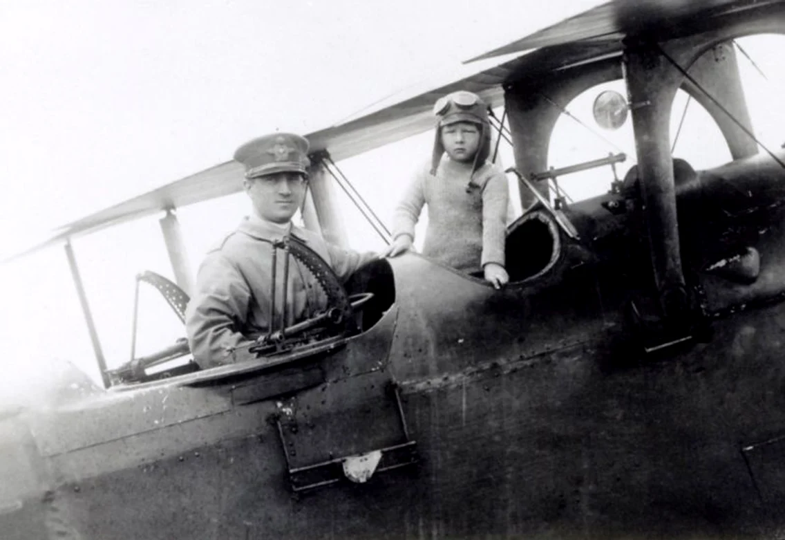 Regele Mihai a fost pasionat de mic de aviație. FOTO: Casa Regală