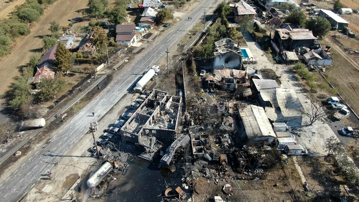 Asta a mai rămas din casa familiei Iliescu după explozia de la Crevedia, din august 2023