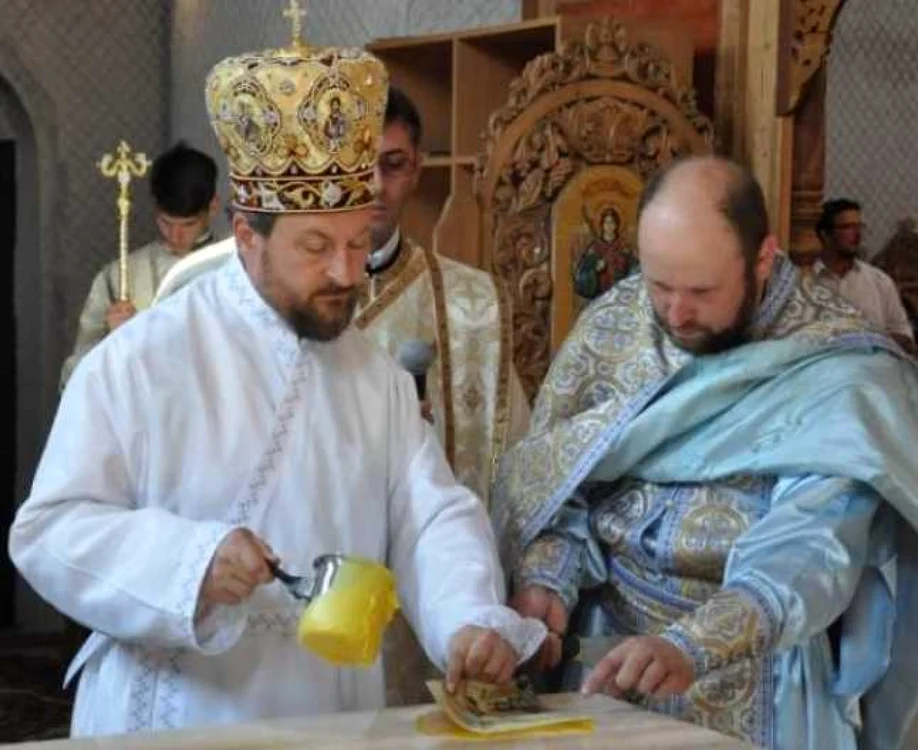 Corneliu Bârlădeanu şi Cristi Jitaru au deţinut importante funcţii bisericeşti FOTO Adevărul.ro
