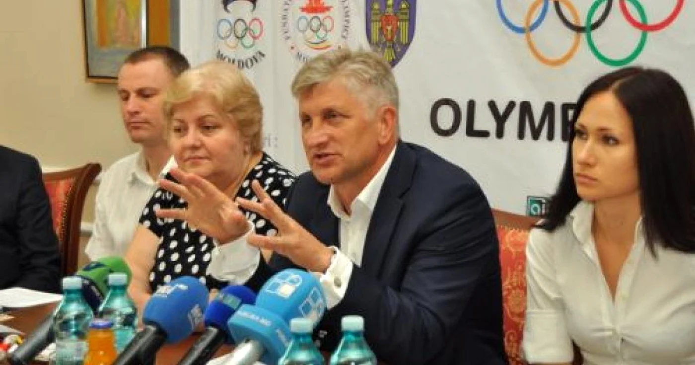 Nicolae Juravschi le-a promis participanţilor că vor avea parte de un eveniment inedit FOTO: mts.gov.md