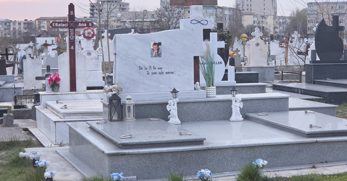 Mormântul fotbalistului Ilie Balaci vandalizat în Craiova