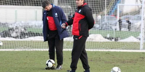 Ciobotariu se teme de fraţii Costea de la Universitatea