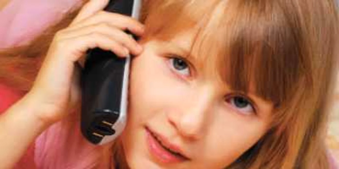 Telefoanele mobile, periculoase pentru copii