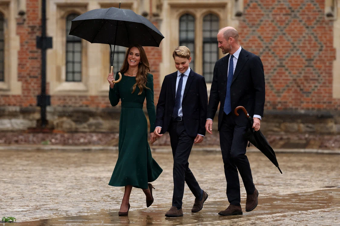 Prințesa Kate și Prințul William l au condus pe Prințul George la Colegiul Eton GettyImages 2293659775 jpg