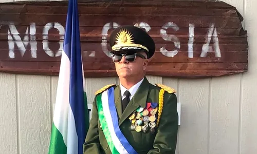 Kevin Baugh și a îndeplinit visul de a conduce o micronațiune jpg