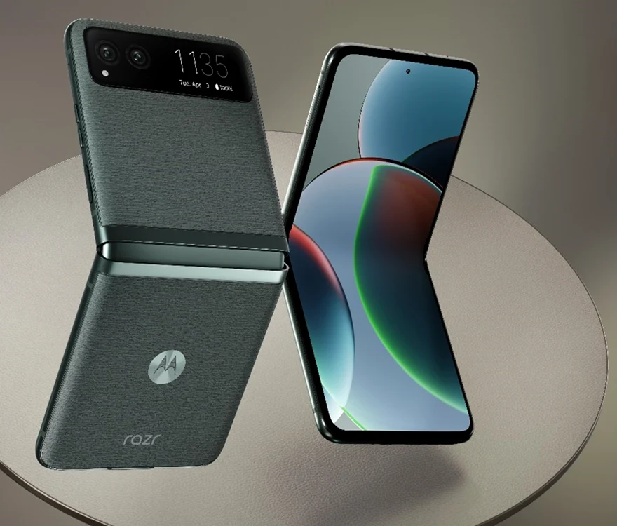 Motorola RAZR 40.