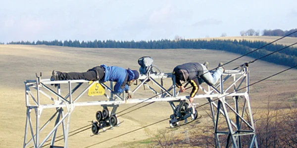Pe Semenic a fost montat un skilift pentru trei pârtii