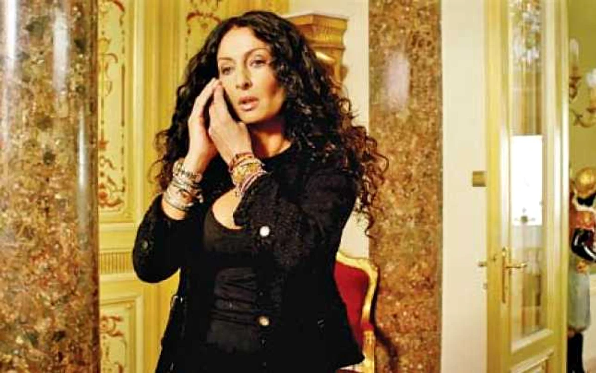 Mihaela Rădulescu, o apariţie sexy