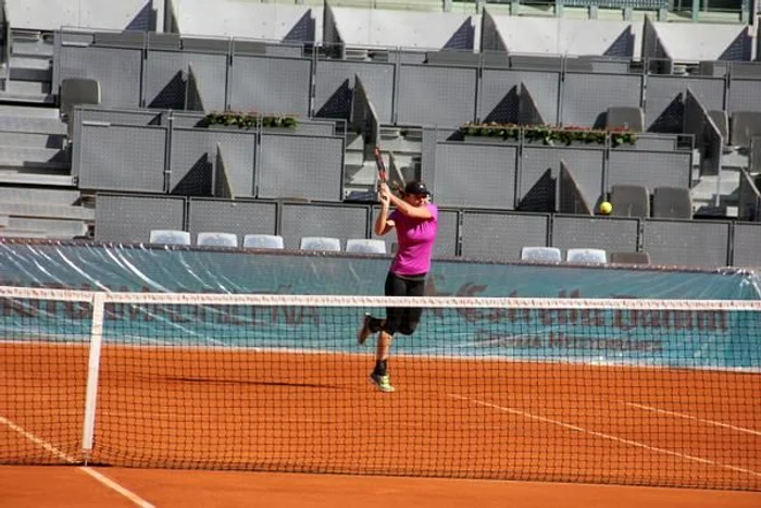 
    La Roland Garros 2015 se va juca pe o alta zguraFoto: Facebook  