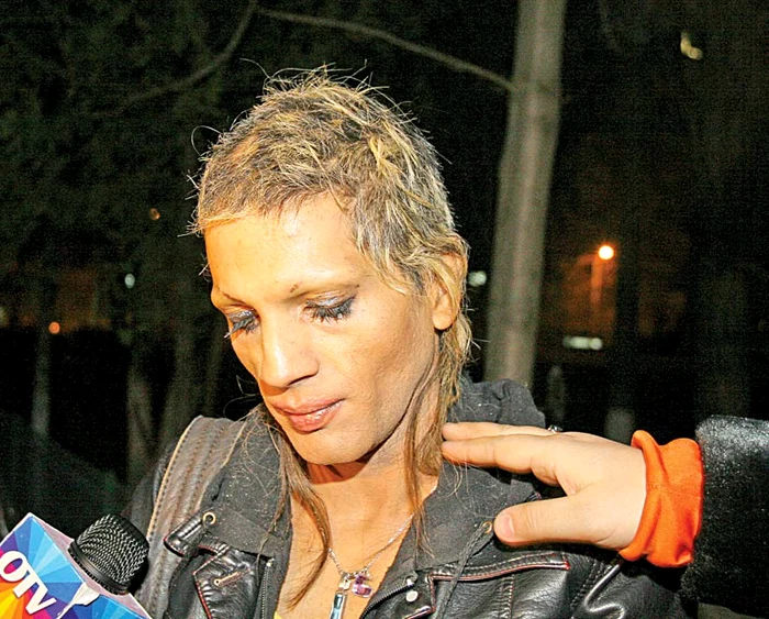 Transsexualul vrea să redeschidă, după şase ani, "dosarul tomberonul"
