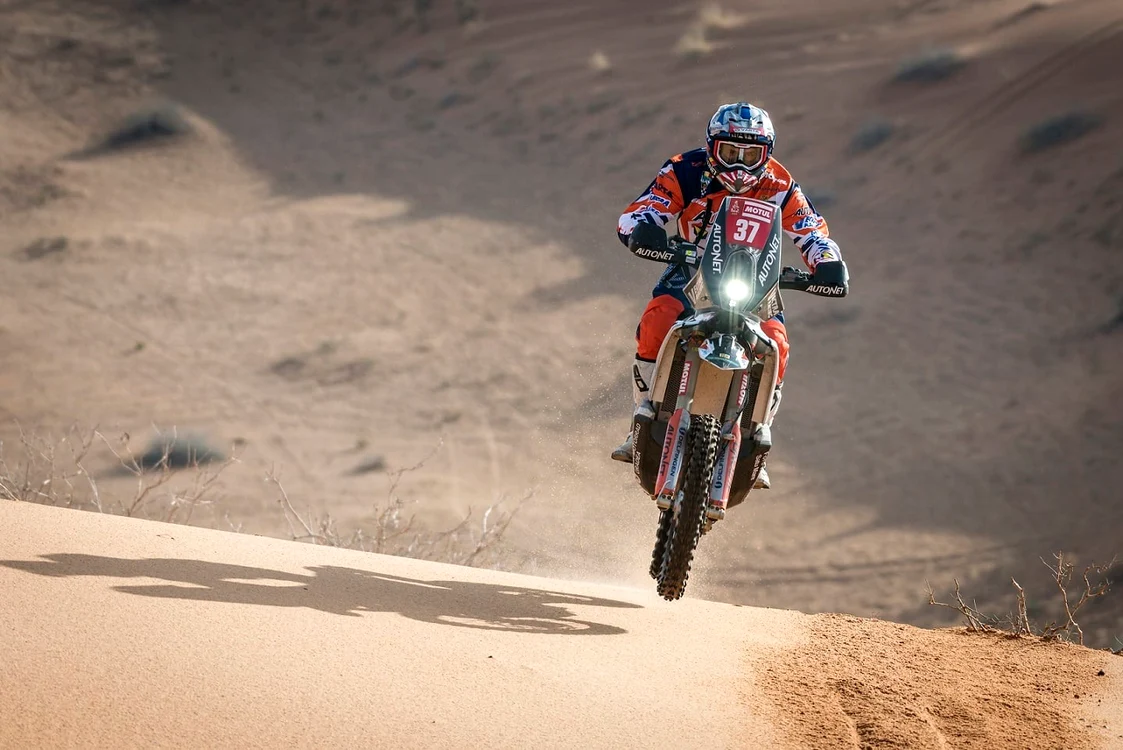 Mani Gyenes participă pentru a douăsprezecea oară la raliul-raid Dakar (Foto: RallyZone)