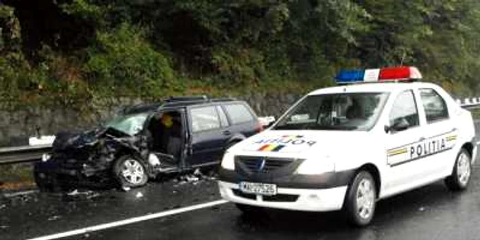 În urma accidentului cinci persoane au avut de suferit. FOTO: Daniel Guţă. ARHIVĂ.