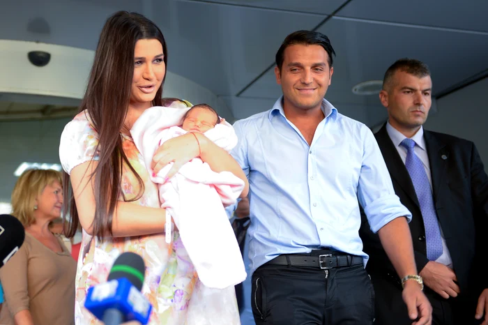 Elena Băsescu a devenit mamă la 1 septembrie