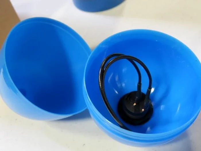 Tatăl lui Rachel i-a confecționat fetiței ouă care scot sunete