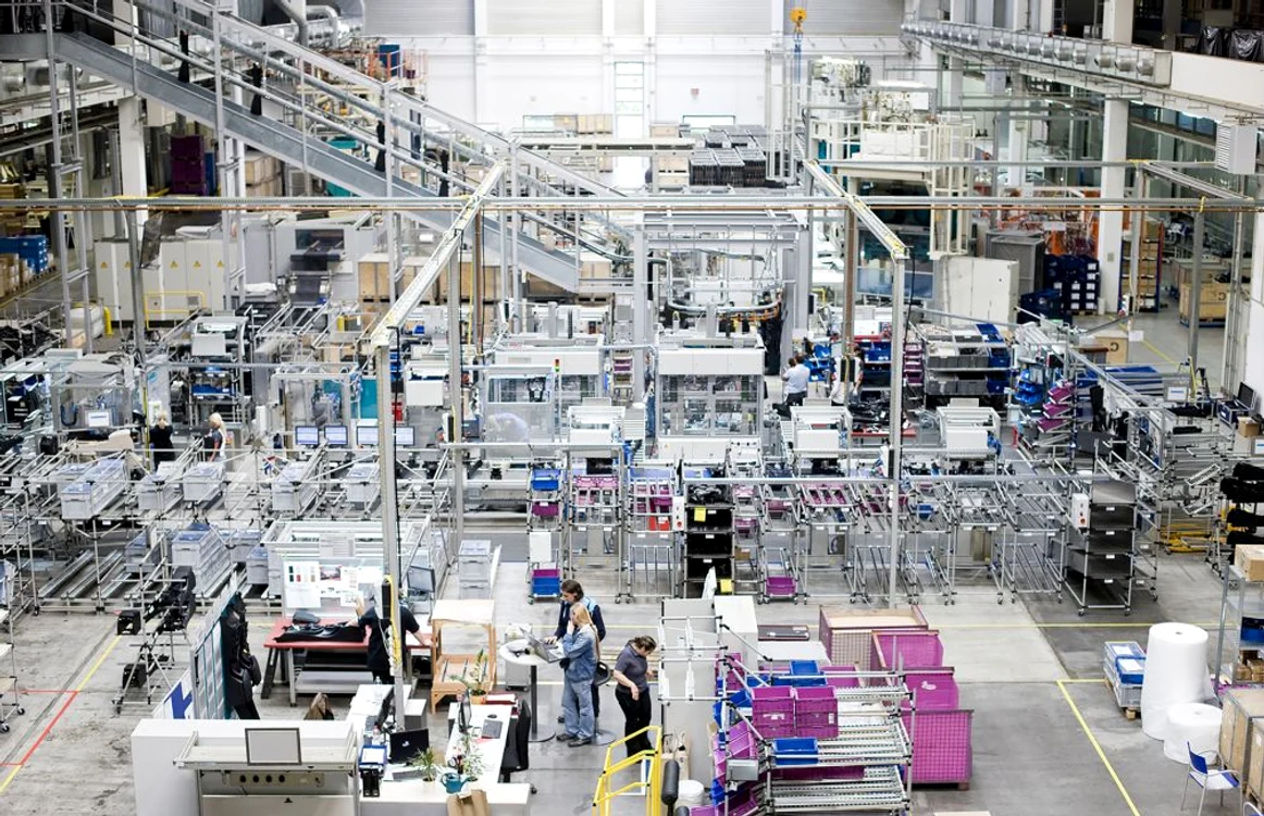 Reprezenţii întreprinderilor ce produc componenţe pentru automobile susţin că din cauza poluanţilor li se oxidează producţia finală