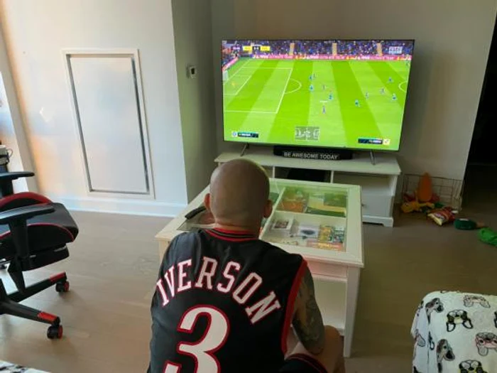 Prima iubire la jocuri a lui Alex Mitriță rămâne FIFAFoto: frf.ro