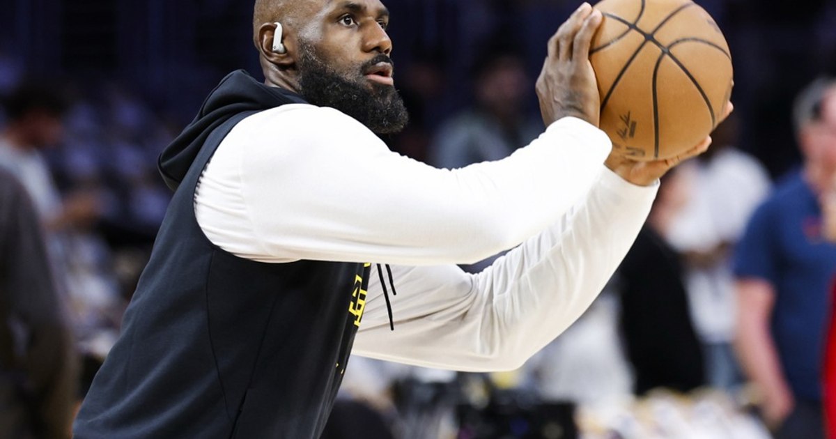 Imagine asociată subiectului: Donald Trump l-a criticat pe LeBron James după un videoclip din timpul imnului SUA