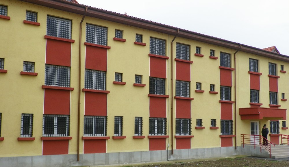 Povestea adolescentului din Centrul de Detenţie Tichileşti care a obținut media 9.38 la Bacalaureat. Ce greutăți a întâmpinat 