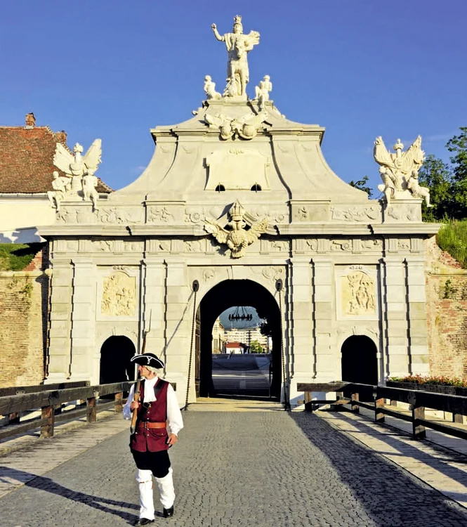 poarta a iii a a cetatii alba astazi jpg jpeg