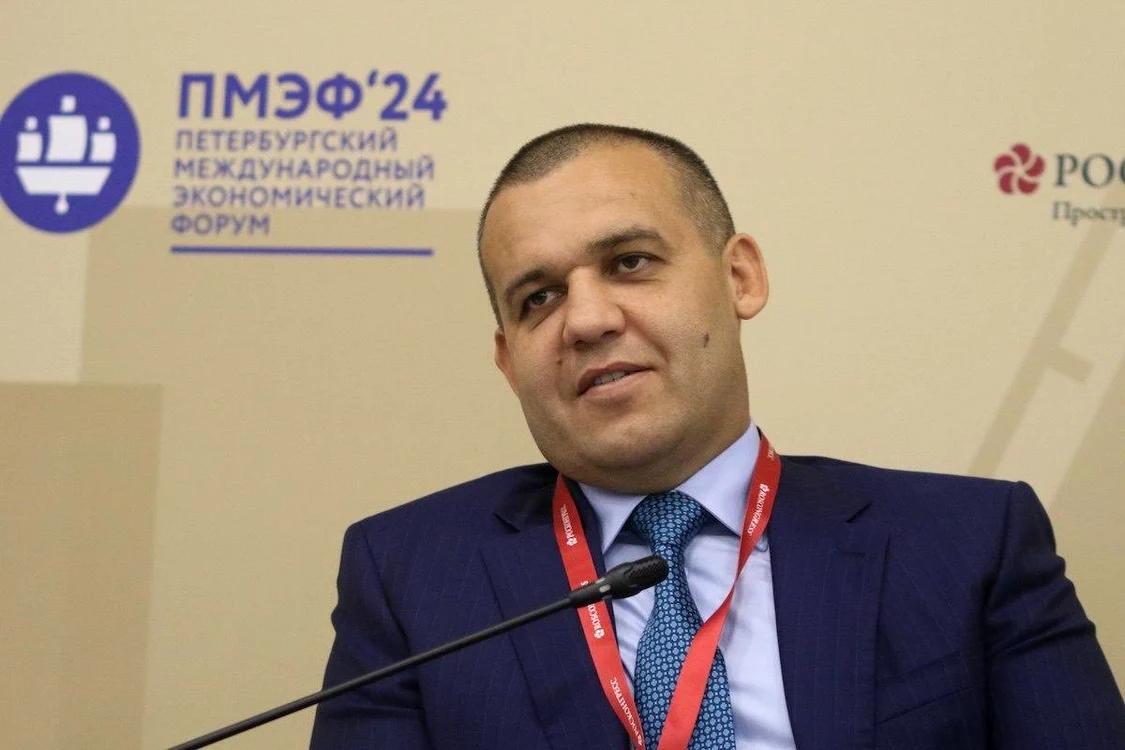 Umar Kremlev, aliat al lui Putin, vrea să recapete controlul asupra boxului olimpic.