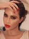 Model Pamplona   Kardashian   captura YouTube jpg