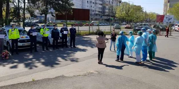 politisti medici aplauze flori Braila