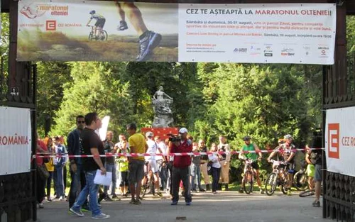 Transformă kilometri în energie la “Maratonul Olteniei”! Sute de persoane au răspuns prezent la provocarea lansată de CEZ România