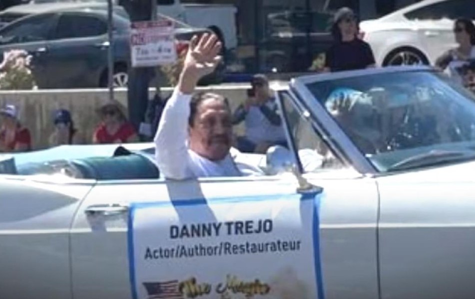Actorul Danny Trejo, legendarul Machete, implicat într-o bătaie pe stradă la parada de Ziua Americii | VIDEO