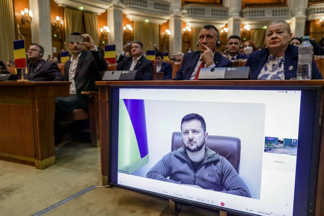 Sedinta plenului reunit a Camerei Deputatilor si Senatorilor mesaj presedinte ucrainean Volodymyr Zelensky 4 aprilie 2022 FOTO Inquam Photos / Octav Ganea