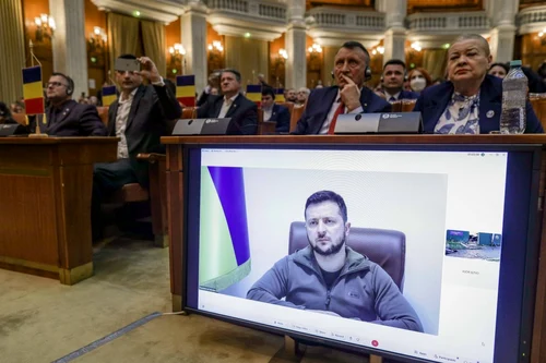 Sedinta plenului reunit a Camerei Deputatilor si Senatorilor mesaj presedinte ucrainean Volodymyr Zelensky 4 aprilie 2022 FOTO Inquam Photos / Octav Ganea