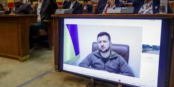 Sedinta plenului reunit a Camerei Deputatilor si Senatorilor mesaj presedinte ucrainean Volodymyr Zelensky 4 aprilie 2022 FOTO Inquam Photos / Octav Ganea