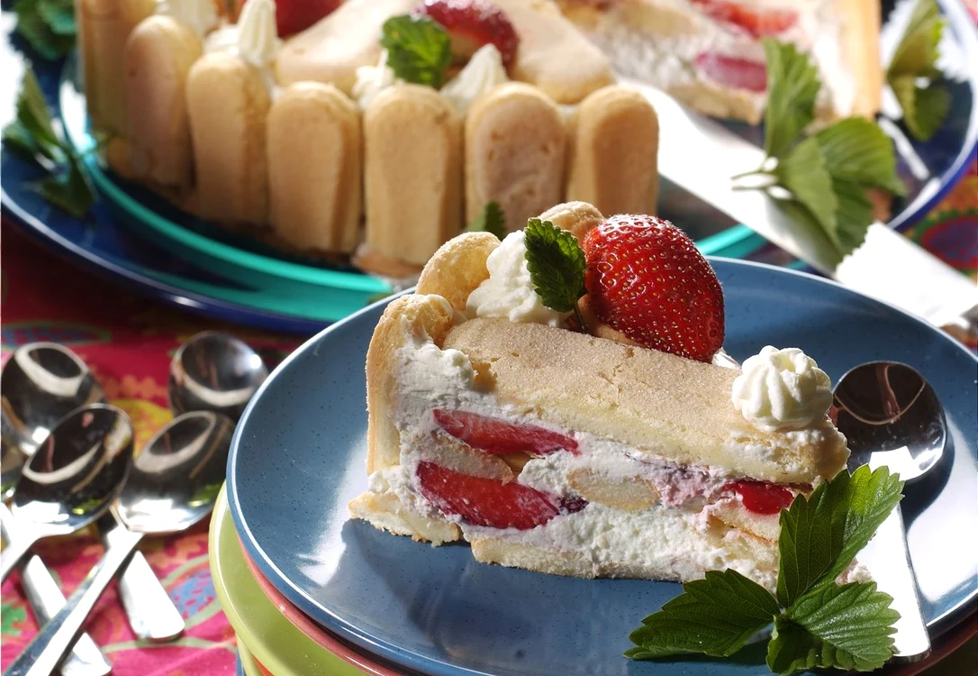 Strawberry Cake jpeg