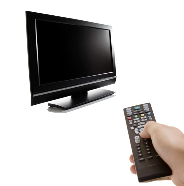 
    Televizorul se şterge de praf cu produse speciale care nu conţin solvenţi sau detergenţi abrazivi  