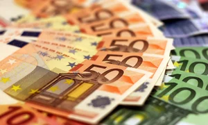 money 1005476 1280 jpg
