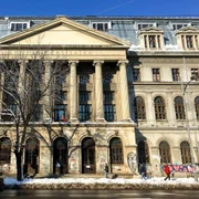 universitatea din bucuresti iarna foto shutterstock