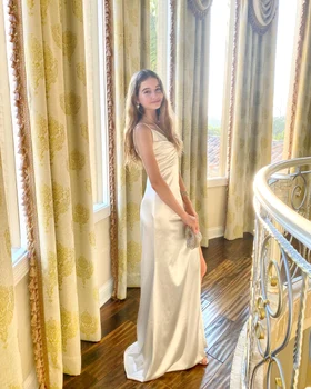 7 irina columbeanu domnisoara eleganta copia mamei sale monica gabor 1 jpg jpeg