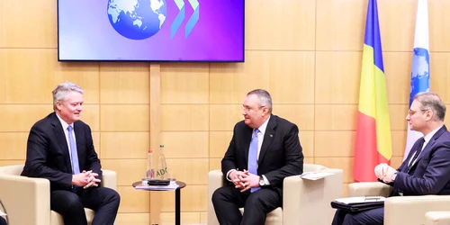 Nicolae Ciuca la Paris pentru OCDE FOTO gov jpg