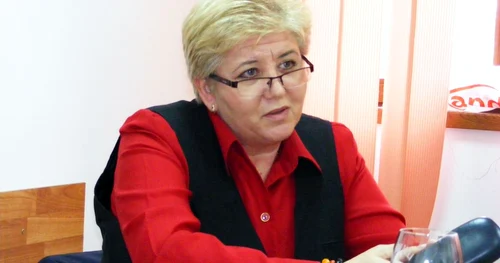 mariana cenea
